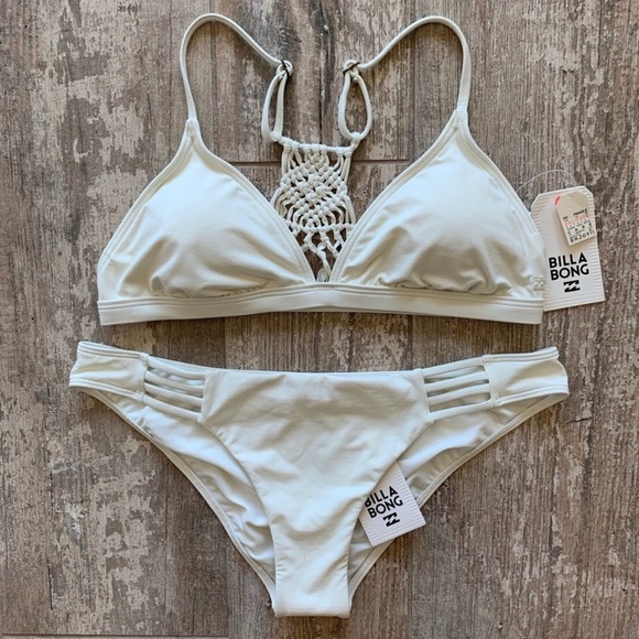 Billabong Other - Billabong Triangle Bikini. NWT.  Size L/L